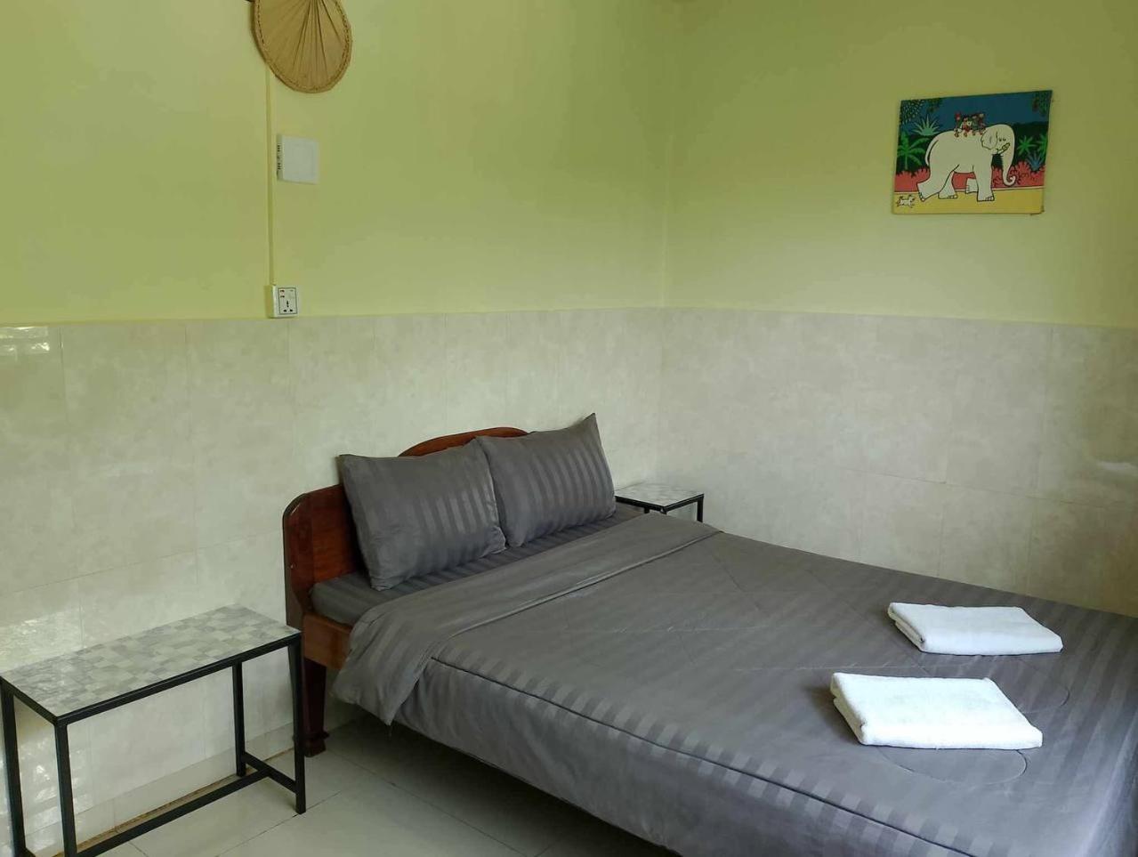 סן מונורום Route 76 Guest House מראה חיצוני תמונה