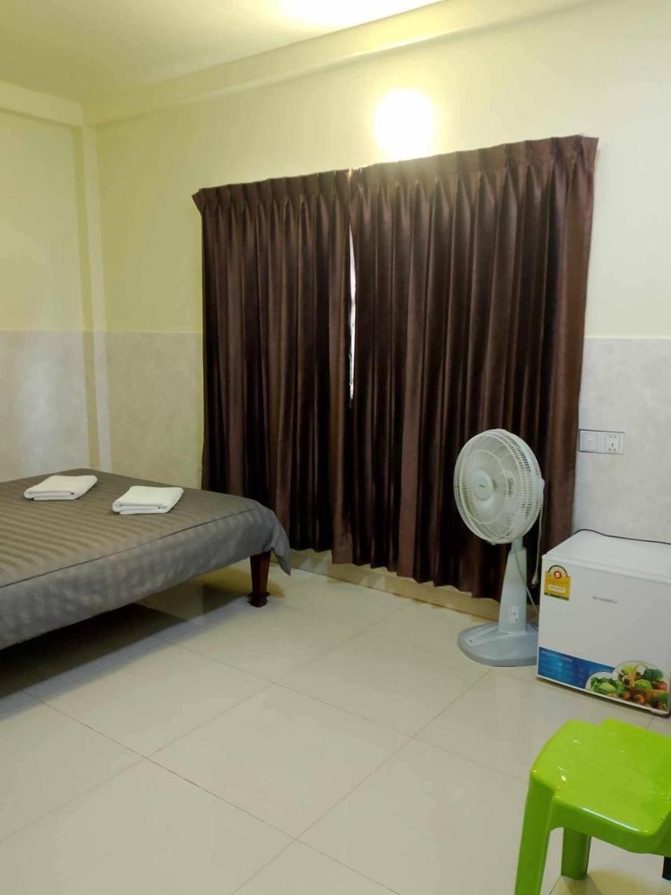 סן מונורום Route 76 Guest House מראה חיצוני תמונה